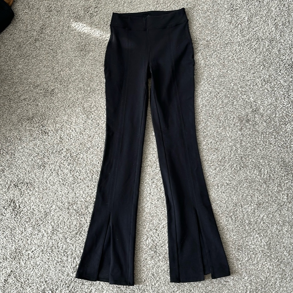 Alo Yoga Airbrush High-Waist Flutter Legging Black Size Small